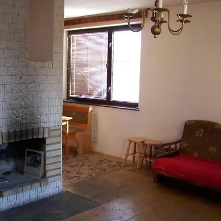 Robotnicka Bodice 104 * Liptowski Mikułasz